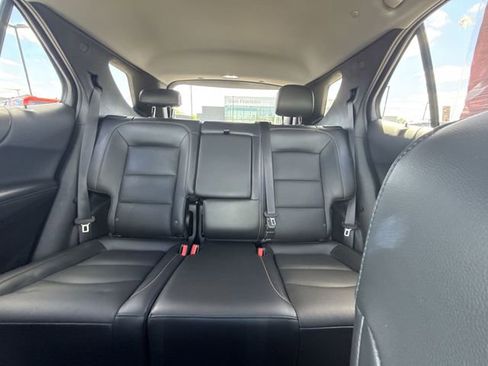 Used 2020 Chevrolet Equinox Premier w/ Premier Redline Edition FWD image 21