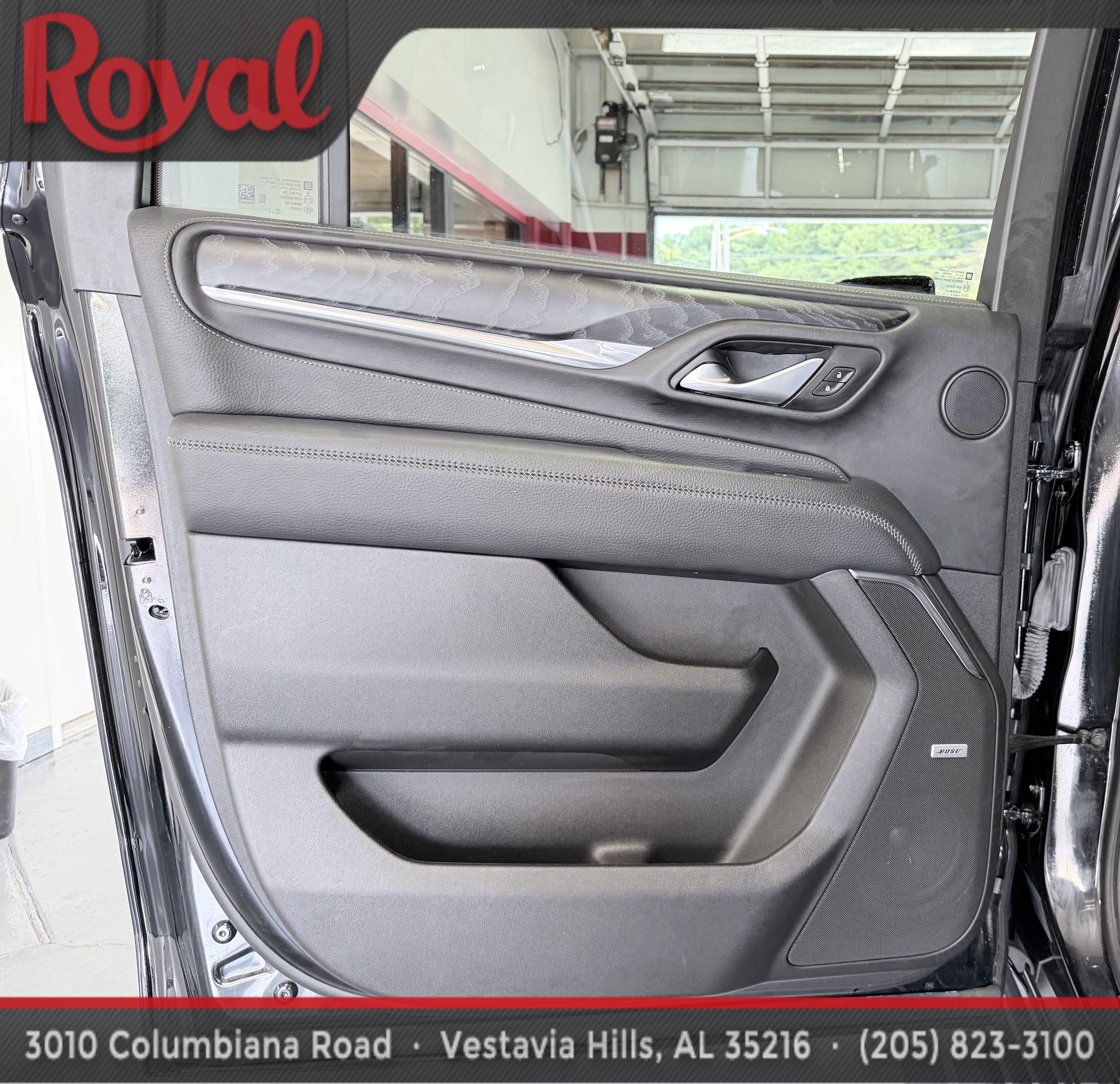 Used 2024 GMC Yukon XL Denali RWD image 14