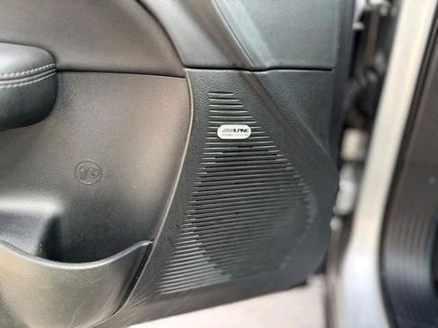 Used 2023 Dodge Challenger R/T w/ Plus Package image 7