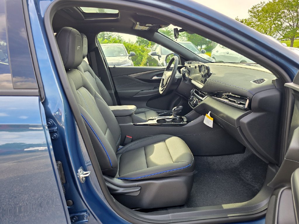 New 2026 Buick Envista Sport Touring w/ Convenience I Package FWD image 28
