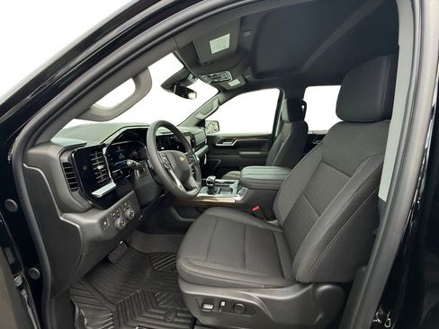New 2026 Chevrolet Silverado 1500 LT w/ Z71 Off-Road Package AWD/4WD image 9