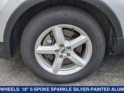 Used 2018 Ford Explorer XLT w/ Equipment Group 202A FWD image 9