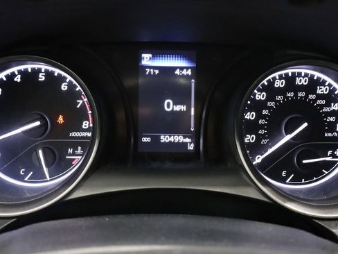 Used 2023 Toyota Camry SE image 26