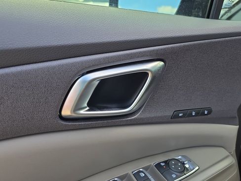 New 2026 Kia Carnival EX FWD image 20