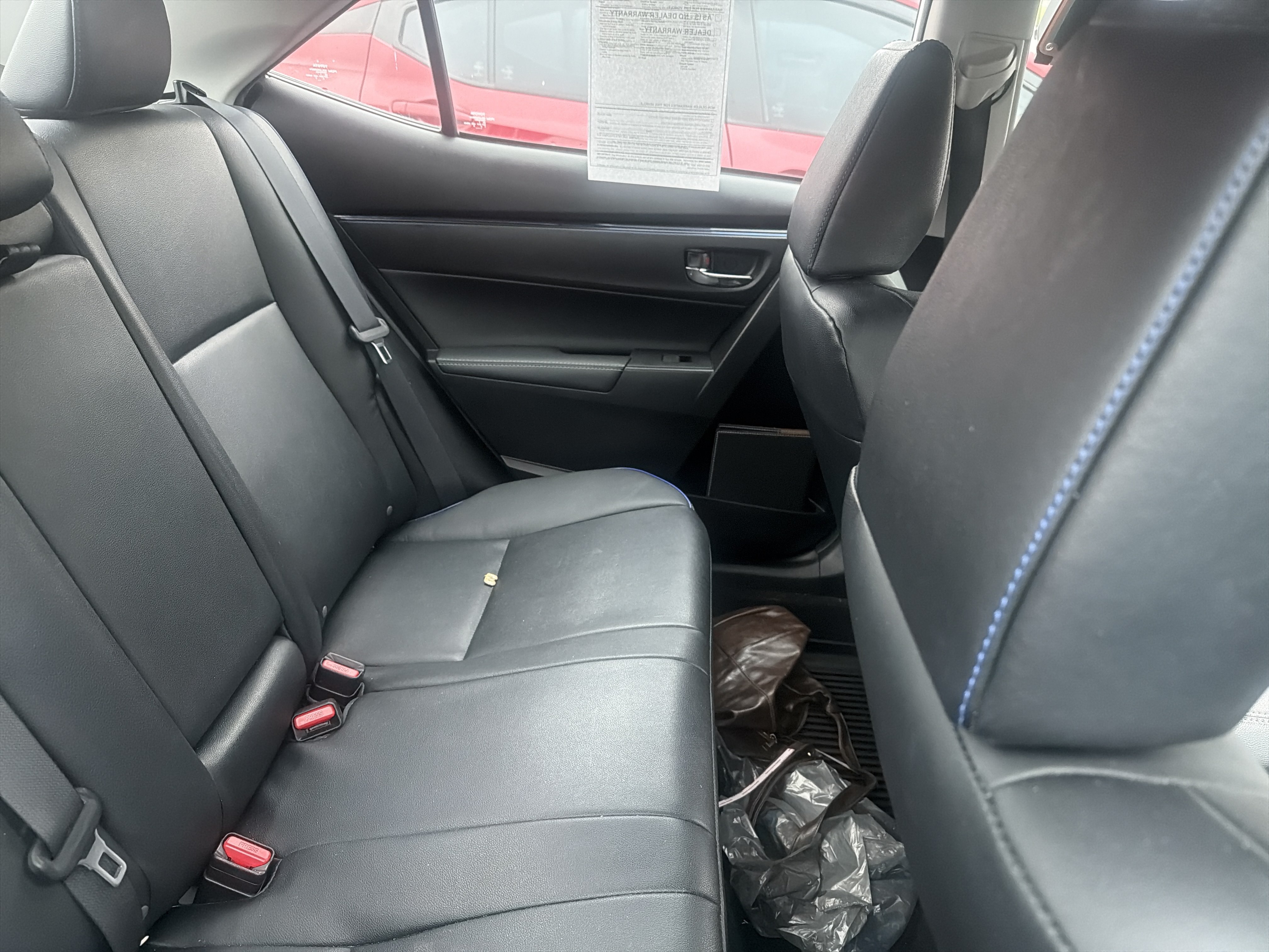 Used 2018 Toyota Corolla XSE FWD image 10
