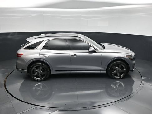 Used 2024 Genesis GV70 3.5T Sport w/ Sport Advanced Package AWD/4WD image 38