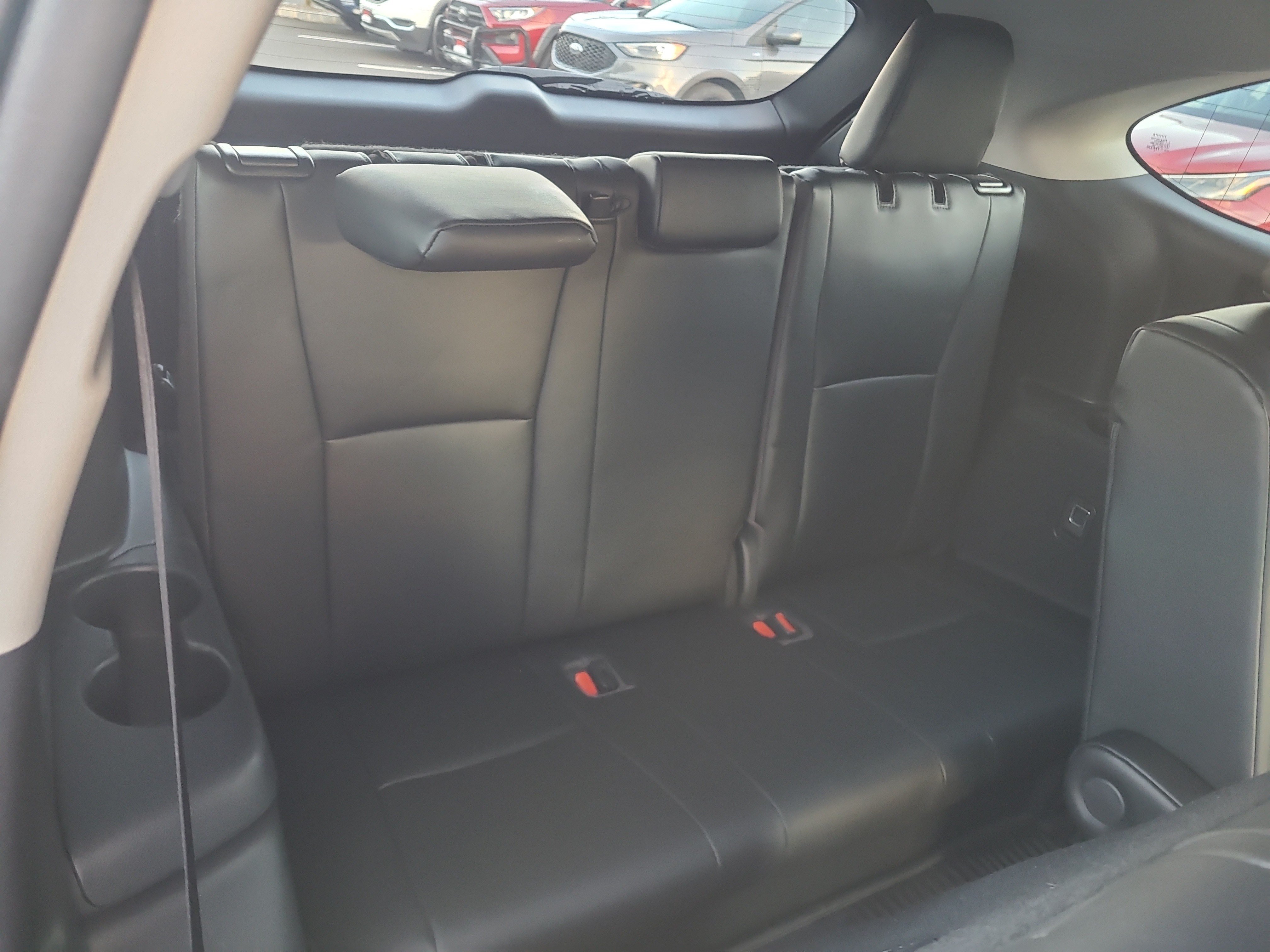 Used 2023 Toyota Highlander XLE AWD/4WD image 29
