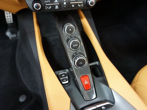 Used 2022 Ferrari Portofino M RWD image 44