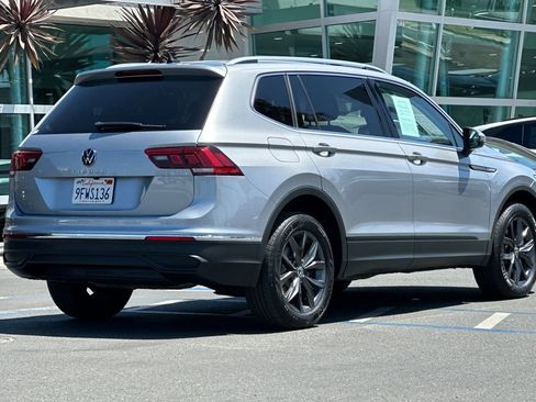 Used 2023 Volkswagen Tiguan SE image 5