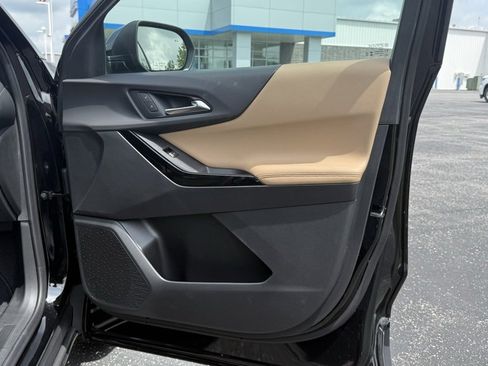 New 2026 Chevrolet Equinox ACTIV w/ Safety and Technology Package image 18