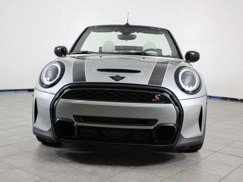 Certified 2023 MINI Cooper S image 6
