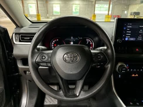 Certified 2024 Toyota RAV4 XLE AWD/4WD image 18