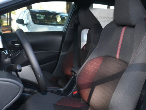 New 2026 Toyota Corolla SE image 7