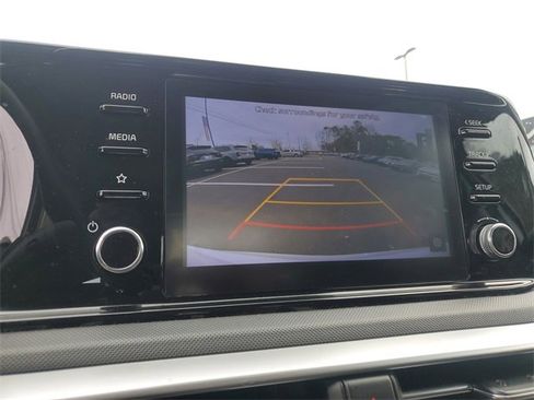 Used 2023 Kia K5 LXS image 28