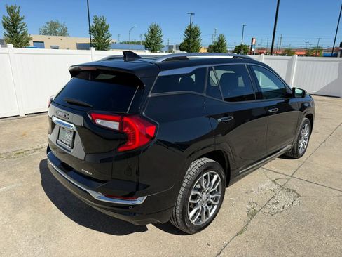 Used 2022 GMC Terrain Denali w/ LPO, Floor Liner Package AWD/4WD image 15