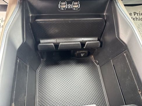 Used 2022 RAM 1500 Laramie image 37