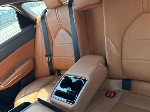 Used 2021 Toyota Avalon Limited w/ Advanced Safety Package FWD image 9