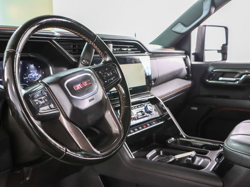 Used 2024 GMC Sierra 2500 AT4 w/ AT4 Premium Plus Package image 27