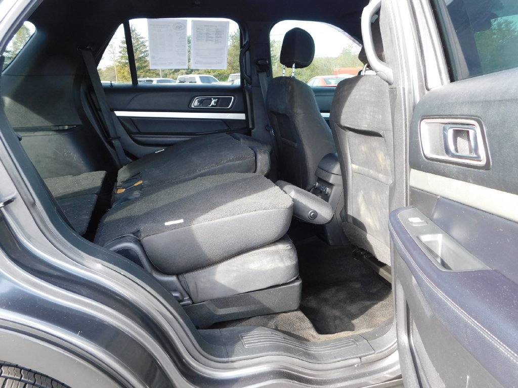 Used 2017 Ford Explorer XLT AWD/4WD image 29