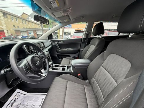Used 2017 Kia Sportage LX AWD/4WD image 18