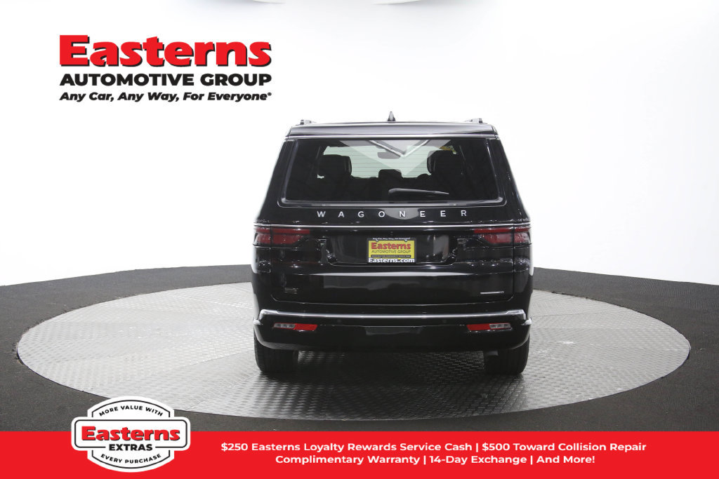 Used 2024 Jeep Wagoneer L Series II RWD image 45