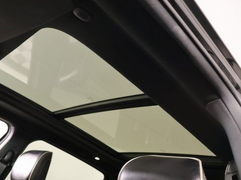 Used 2020 RAM 1500 Laramie image 16