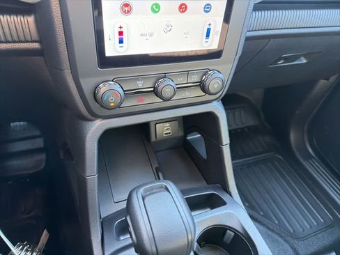 New 2025 Ford Ranger XL image 13