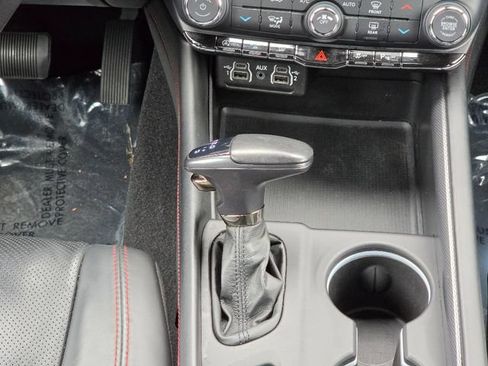 Used 2023 Dodge Durango GT AWD/4WD image 29