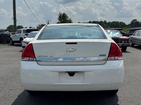 Used 2009 Chevrolet Impala LS FWD image 8