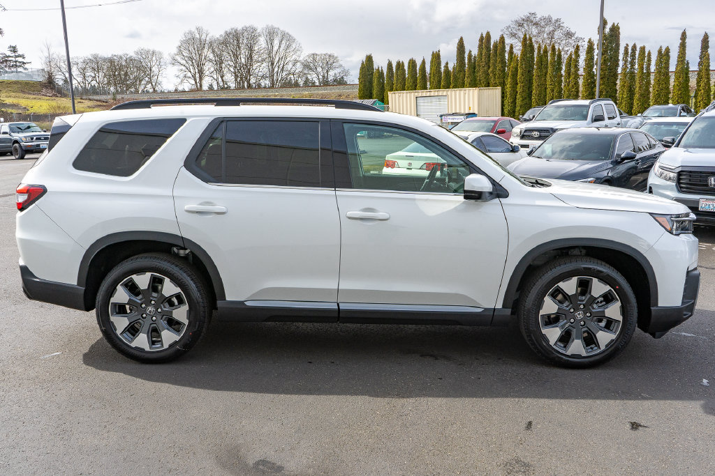 New 2026 Honda Pilot Elite image 5