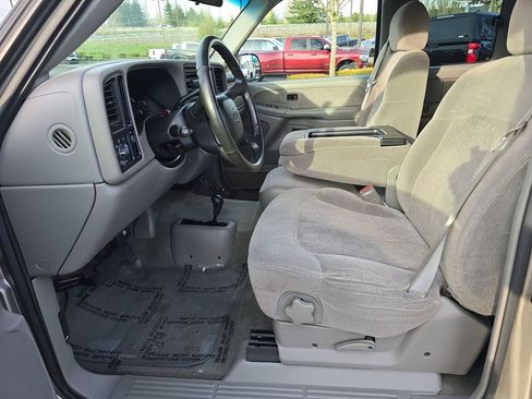 Used 2000 Chevrolet Silverado 1500 LS image 17