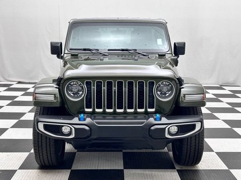 Used 2023 Jeep Wrangler Unlimited Sahara w/ Cold Weather Group AWD/4WD image 3