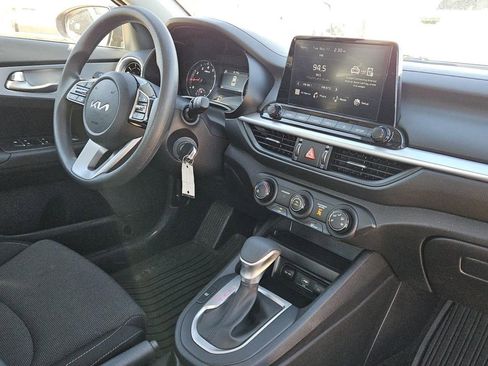 Used 2024 Kia Forte LXS w/ LXS Technology Package image 31