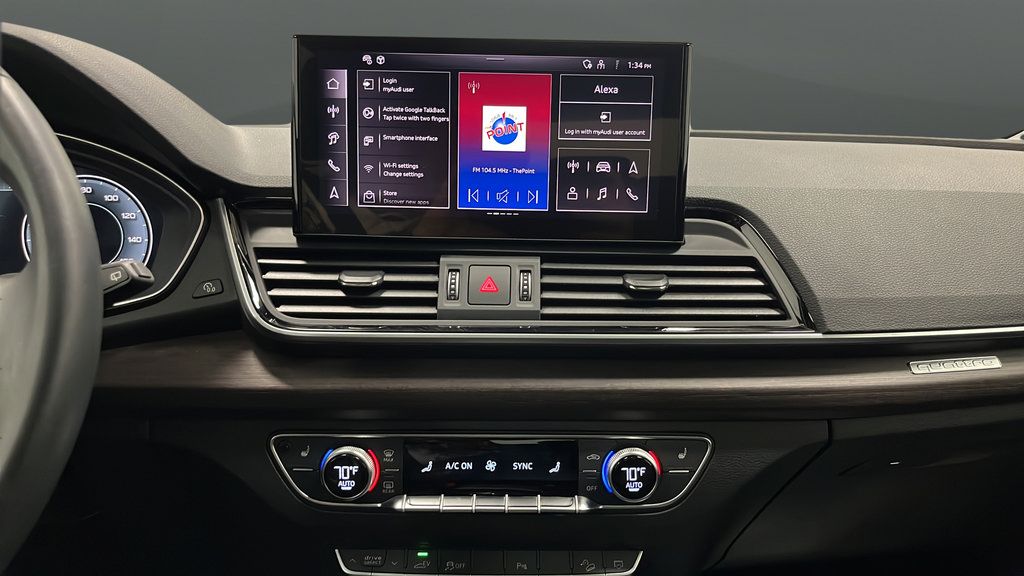 Used 2025 Audi Q5 e Premium Plus w/ Premium Plus Package AWD/4WD image 13