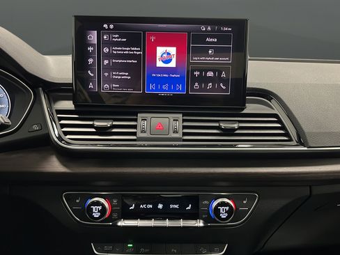 Used 2025 Audi Q5 e Premium Plus w/ Premium Plus Package AWD/4WD image 13