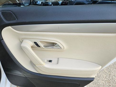 Used 2012 Volkswagen CC Sport image 27