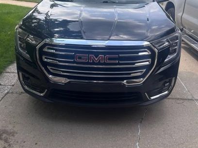 Used 2023 GMC Terrain SLT w/ Infotainment Package II