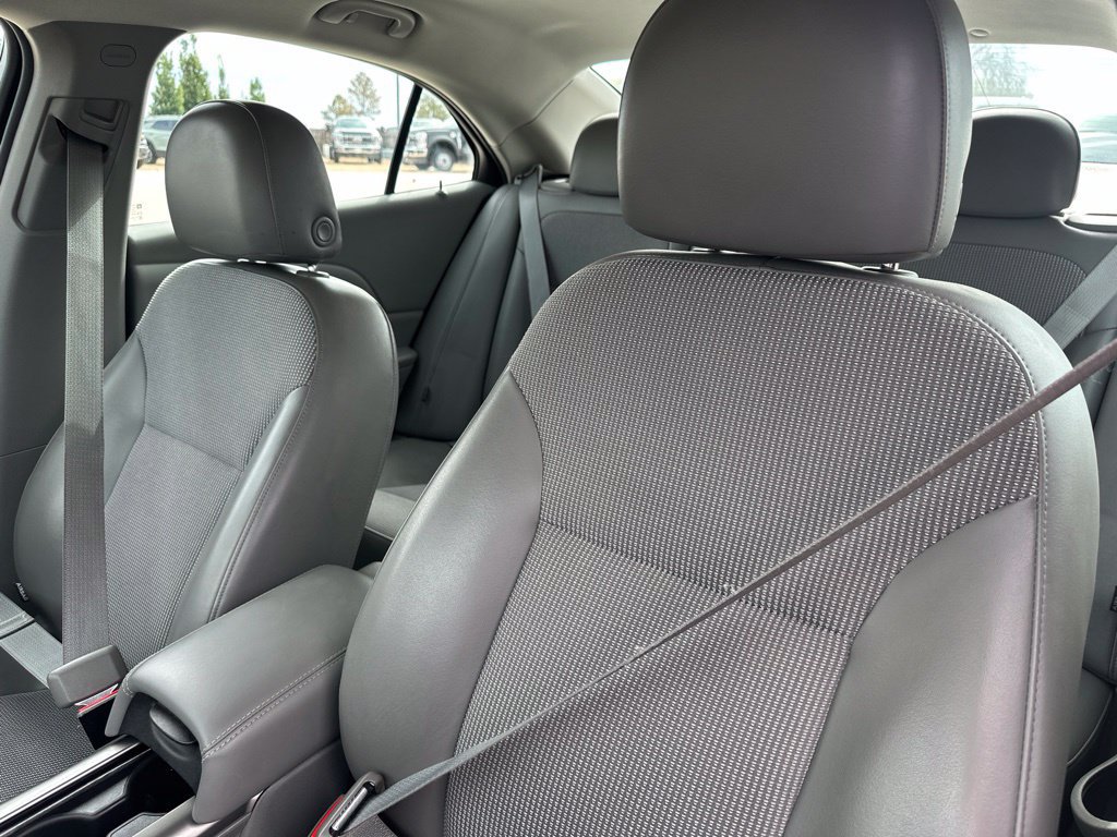 Used 2013 Chevrolet Malibu LT FWD image 15