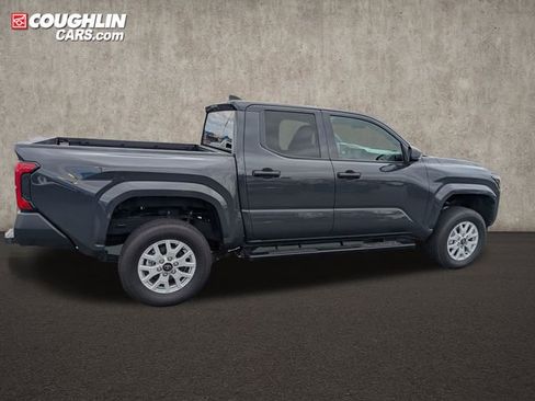 Used 2024 Toyota Tacoma SR AWD/4WD image 8