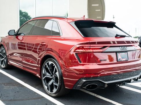 Used 2022 Audi RS Q8 w/ Carbon Optic Package AWD/4WD image 19