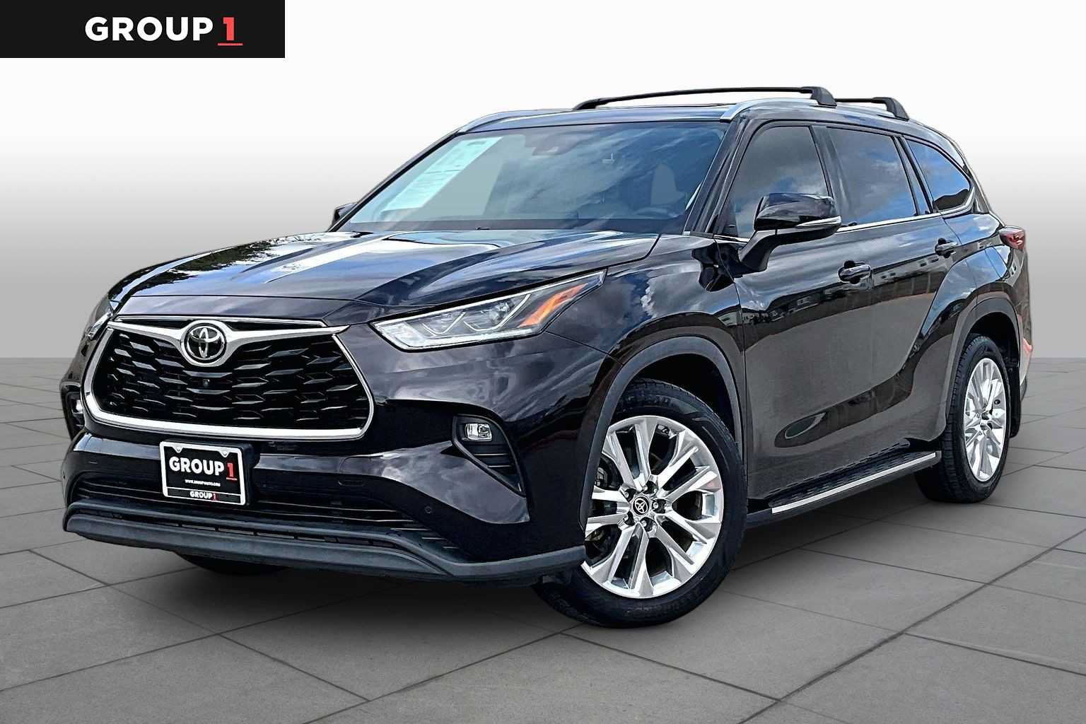 Used 2022 Toyota Highlander Limited AWD/4WD image 1