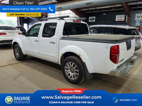Used 2012 Nissan Frontier SL w/ Moonroof Pkg AWD/4WD image 3