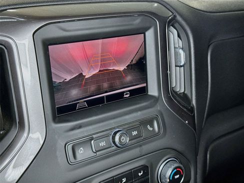 Used 2024 Chevrolet Silverado 1500 W/T w/ WT Value Package AWD/4WD image 18