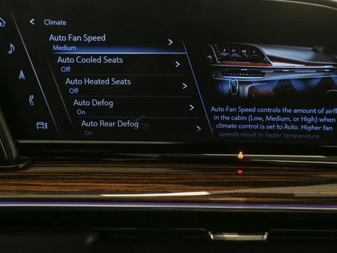 Used 2021 Cadillac Escalade Premium Luxury w/ Performance Package image 33