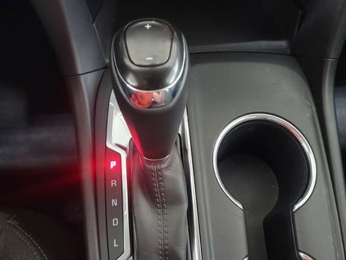 Used 2019 Chevrolet Equinox LT image 17