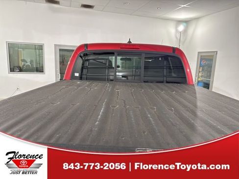Used 2015 Toyota Tacoma PreRunner w/ SR5 Package RWD image 11