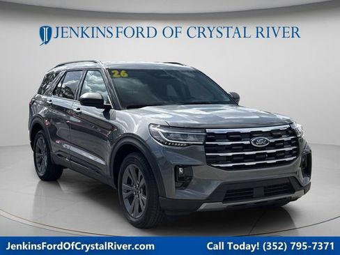 Used 2026 Ford Explorer Active w/ Active Comfort Package AWD/4WD image 1