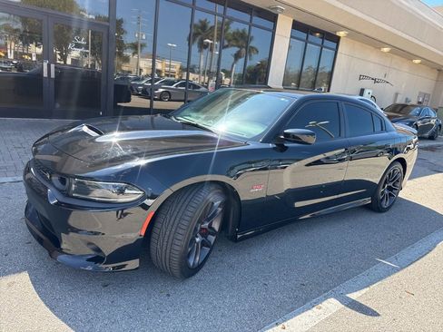 Used 2022 Dodge Charger Scat Pack w/ Plus Group image 3