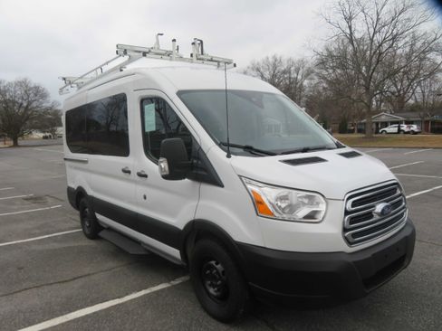 Used 2019 Ford Transit 150 XLT image 66