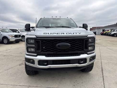 Used 2023 Ford F350 Lariat w/ Lariat Ultimate Package image 2